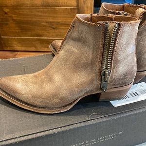 Frye sacha moto shortie boot